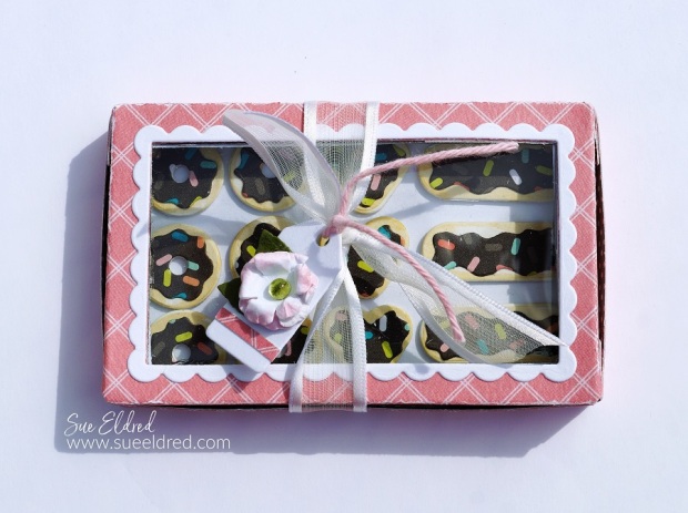How to Make a Mini Donut Box Gift Card Holder.